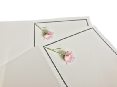 Large and small quantities of mourning cards at a low price rate