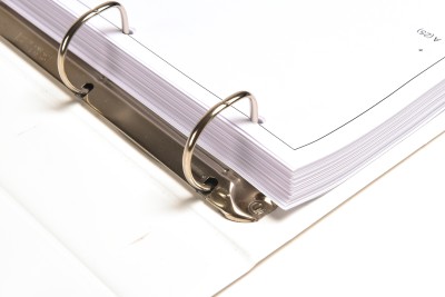 Let your loose-pages documents punch with 2 or 4 punchholes